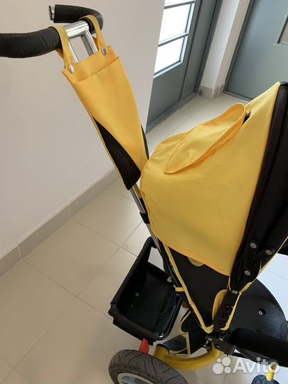 Детский велосипед с родительской ручкой