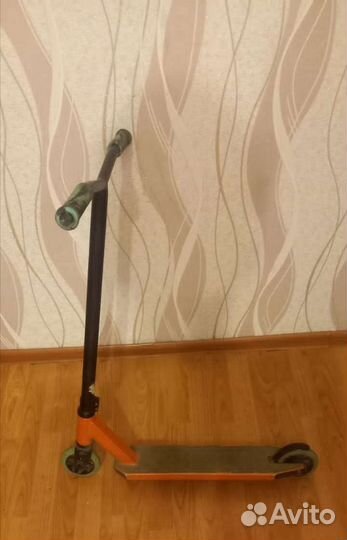 Трюковой самокат Tech Team Duker 202