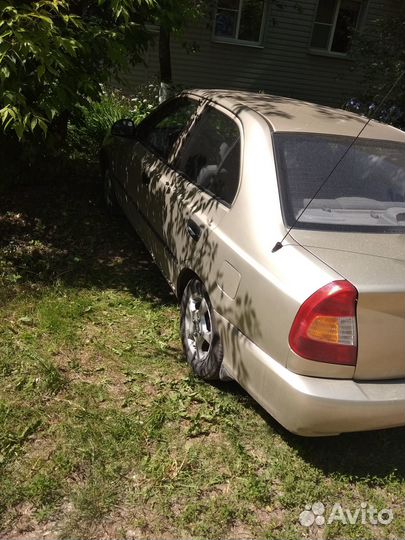 Hyundai Accent, 2005