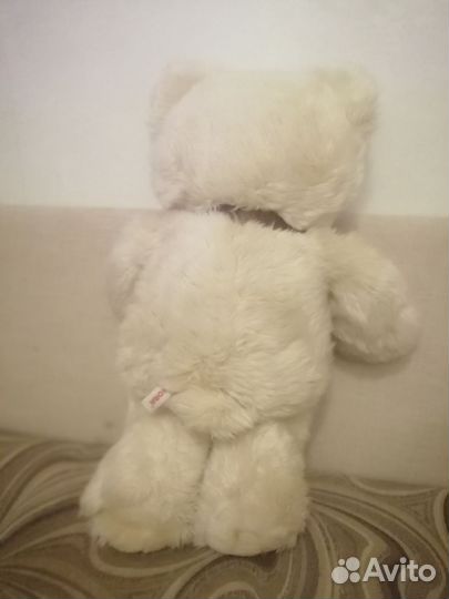 Большой плюшевый мишка