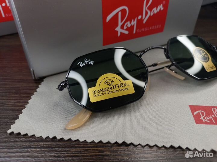 Солнцезащитные очки Ray Ban 3556