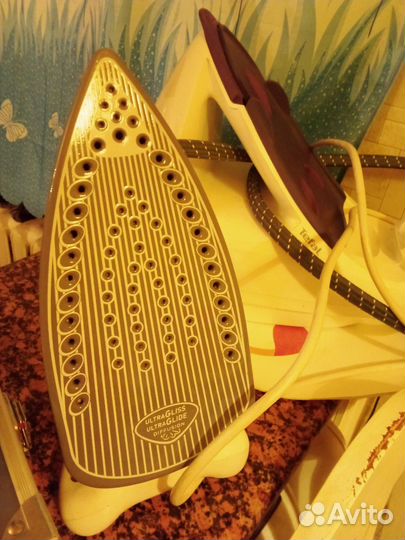 Утюг с парогенератором tefal