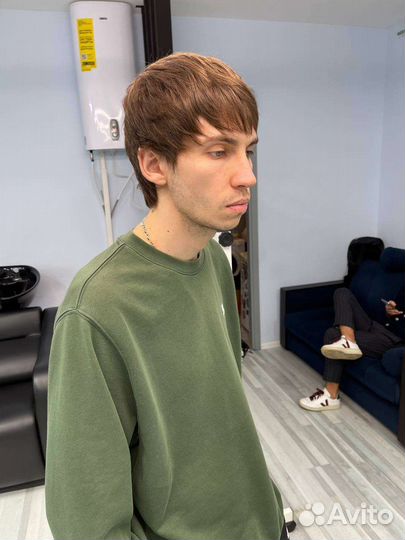 Модель мужская стрижка