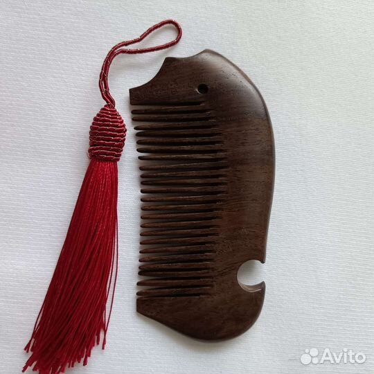 Расчески из сандала, персика и рога