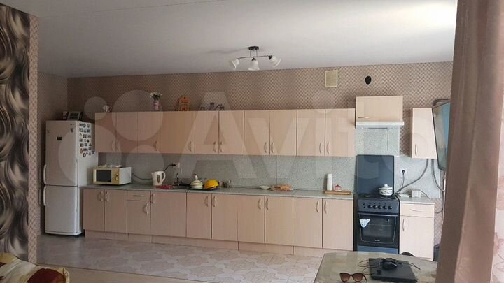 Коттедж 103 м² на участке 3 сот.