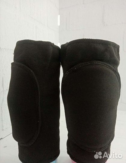 Наколенники спортивные