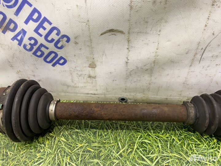 Привод передний правый Ford Focus 2 хэтчбек 1.6