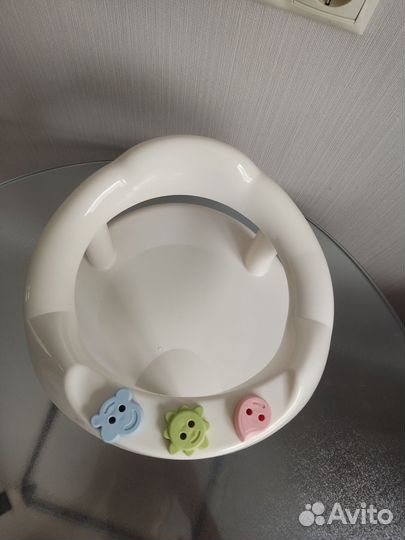 Стульчик для купания в ванной