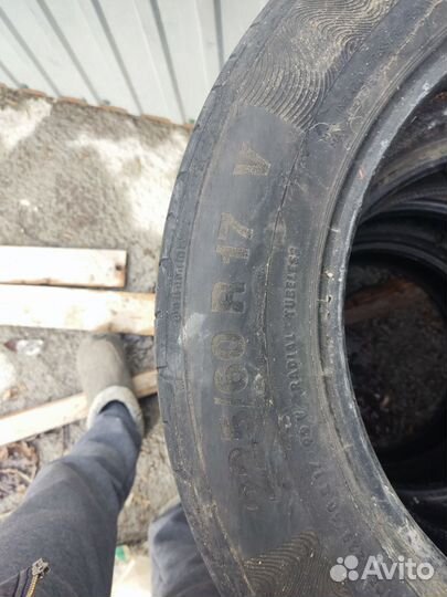 Continental ContiPremiumContact 5 225/60 R17