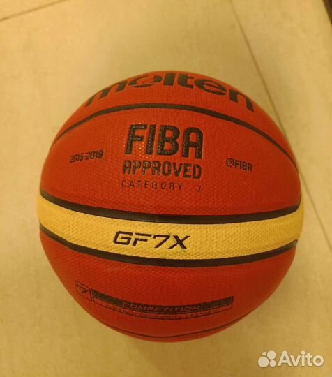 Баскетбольный мяч molten GF7X