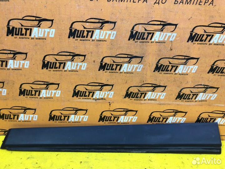 Накладка двери передняя правая Haval H6 1