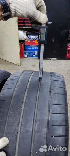 Michelin Pilot Super Sport 245/35 R20 и 285/30 R20 99Y