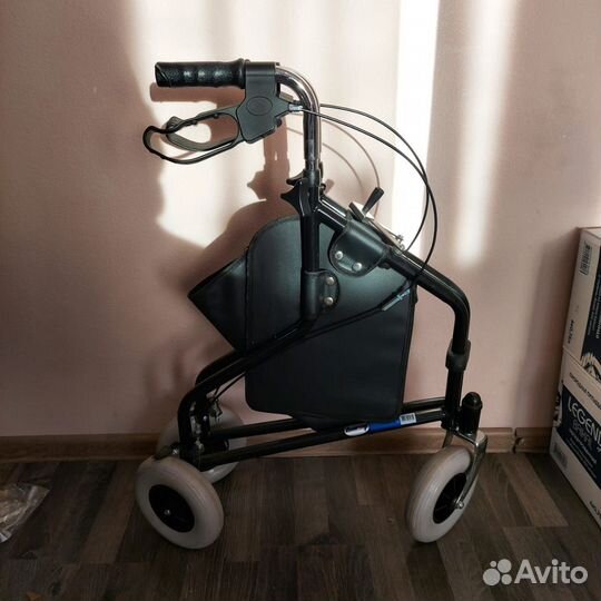 Ходунки для взрослых на колесах