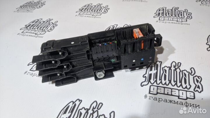 Блок предохранителей задний Mercedes-Benz E-Class
