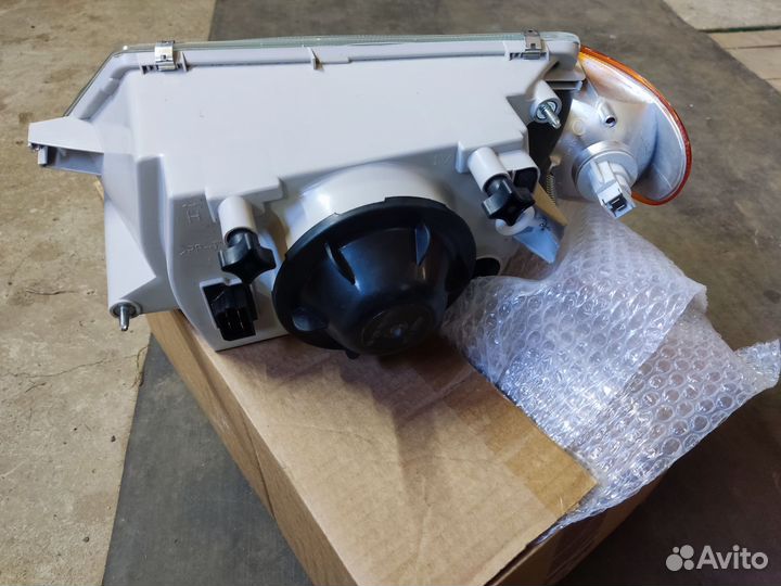 Фара правая на ваз 2114