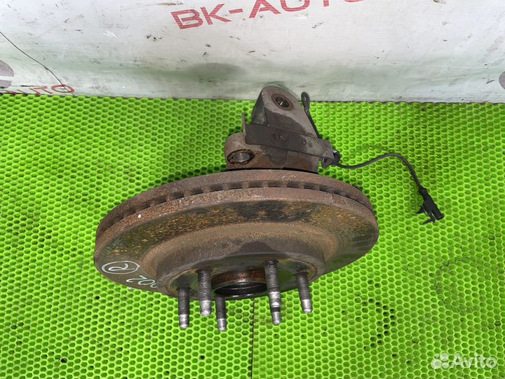 Ступица передняя правая Cadillac Escalade GMT900