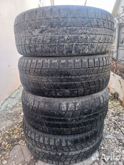 Toyo Observe GSi-5 215/55 R17 98Q