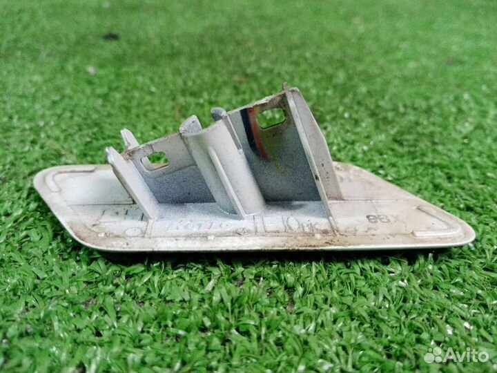 Крышка форсунки омывателя фар левая Subaru Legacy