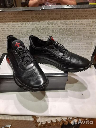 Кроссовки р.43