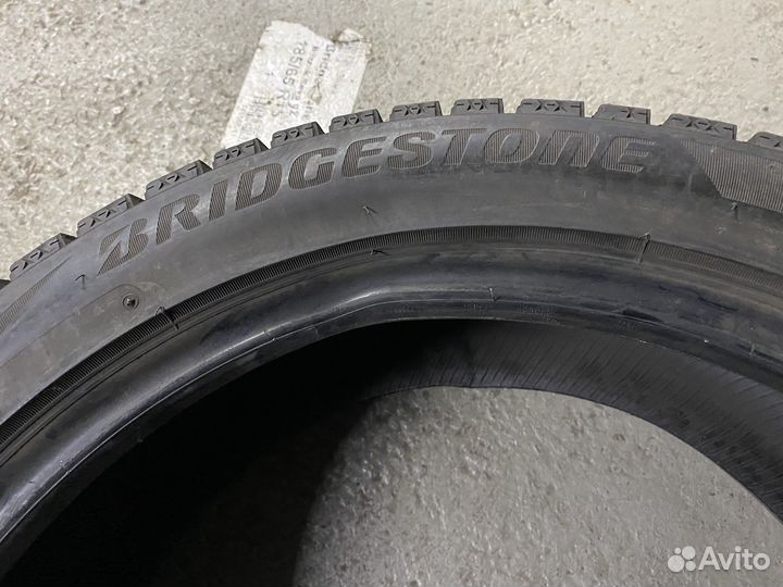 Bridgestone Blizzak VRX2 225/45 R18 91Q