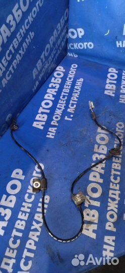 Задний левый датчик abs Subaru Forester S12