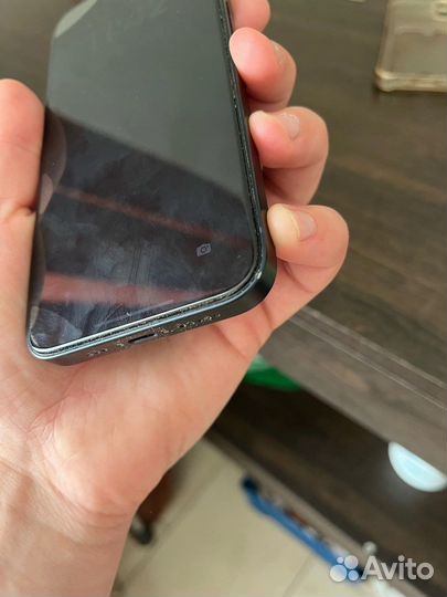 Телефон iPhone 13 128