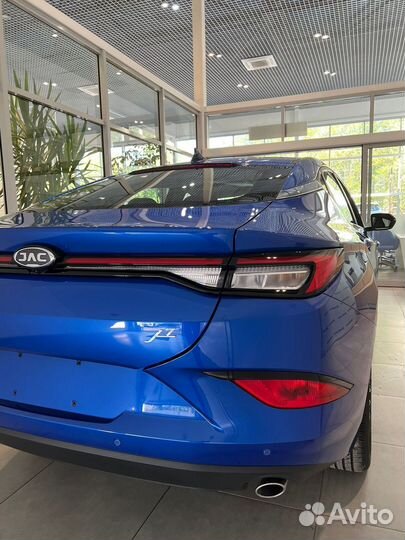 JAC J7 1.5 CVT, 2023
