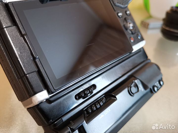 Olympus OM-D E-M5 Mark II