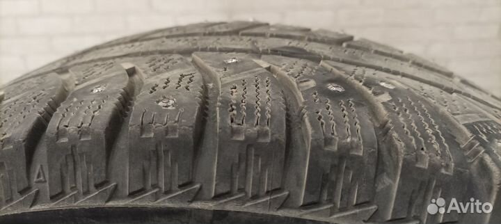Bridgestone Ice Cruiser 7000 195/65 R15