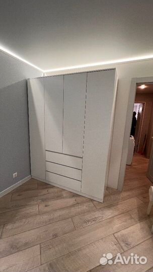 Шкаф распашной новый Норд