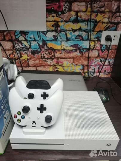 Xbox One s 1tb