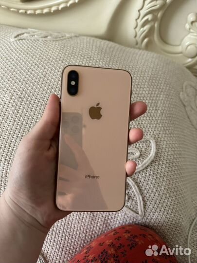 iPhone Xs, 64 ГБ
