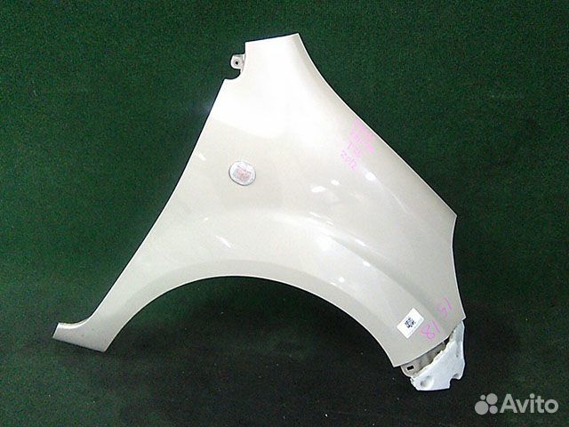 Крыло переднее правое Toyota Passo