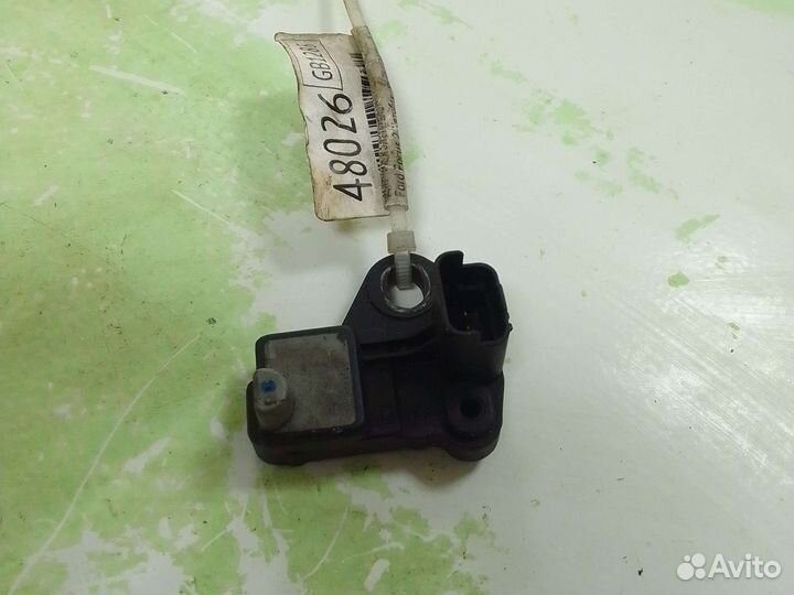 Датчик коленвала Ford Focus 2