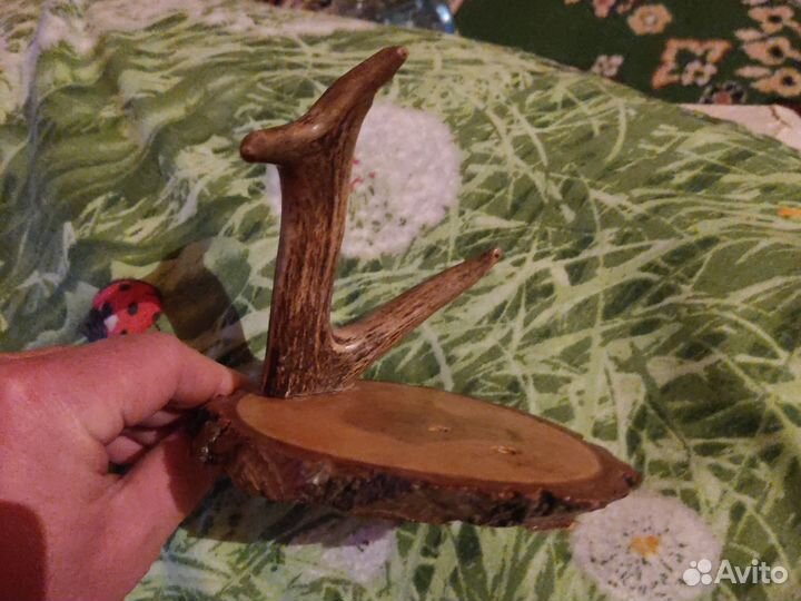 Вешалка с рогом