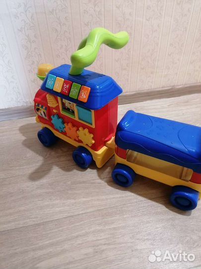 Паровозик-каталка