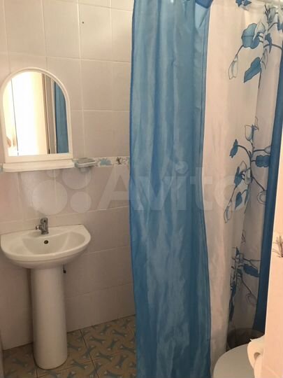 Комната 15 м² в 1-к., 1/3 эт.