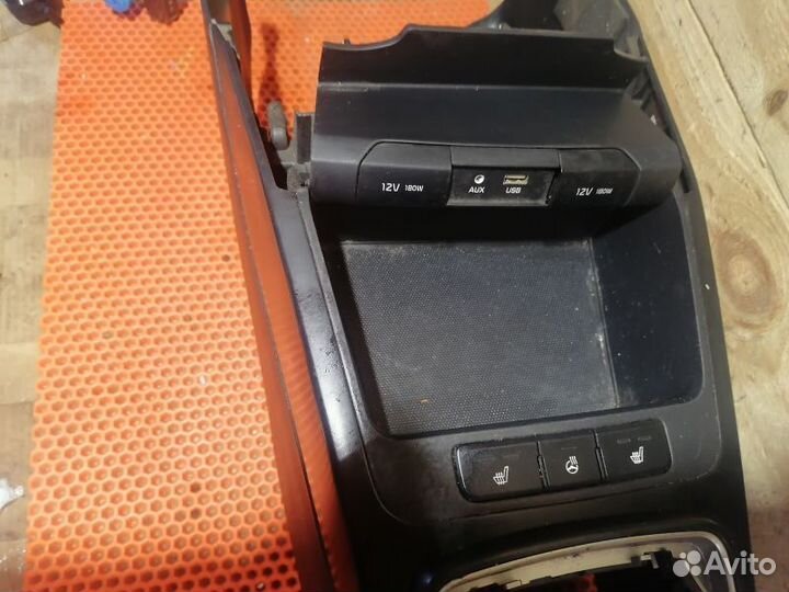 Консоль кпп Kia Rio