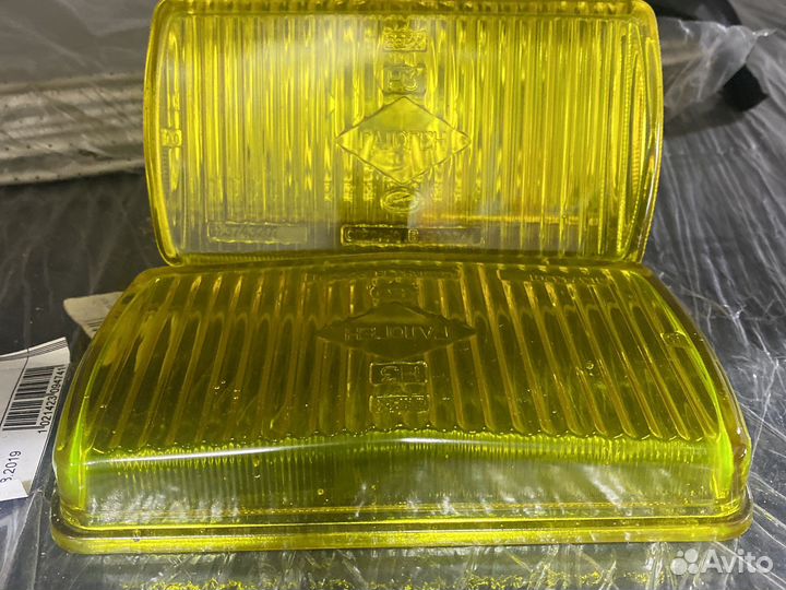 Оптика противотуманный фар Волга