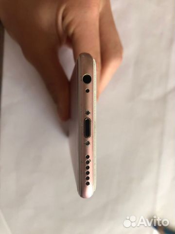 Телефон iPhone 6s