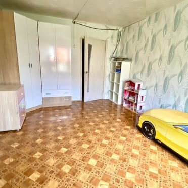 3-к. квартира, 62 м², 1/1 эт.