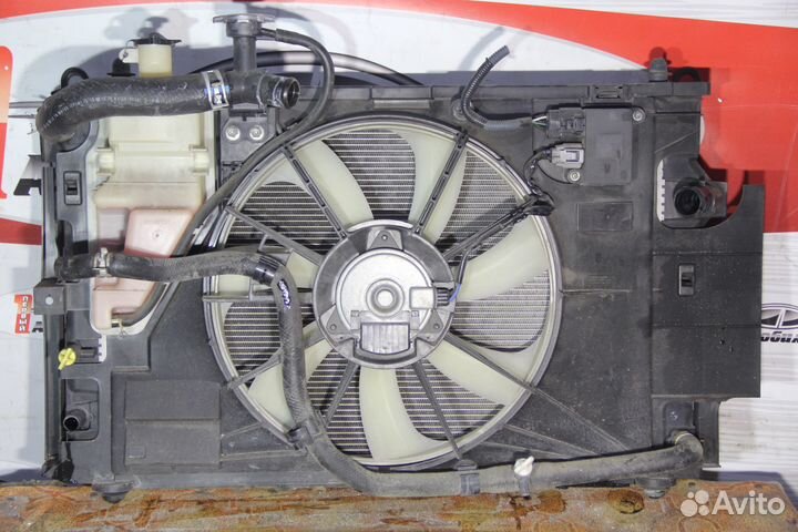Радиатор c Toyota Aqua NHP10 1NZ-FXE