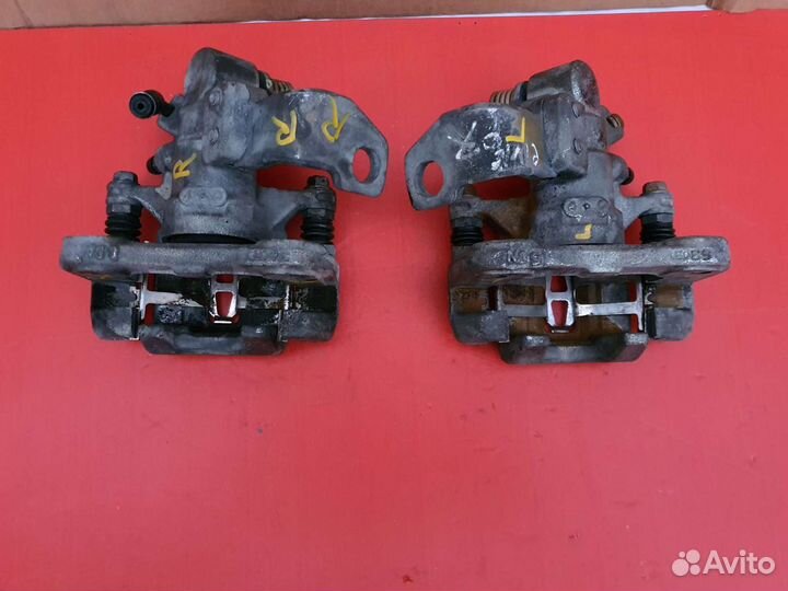 Суппорт задний правый хонда цивик 4д