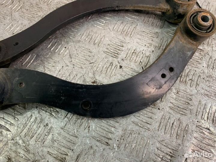 Рычаг поперечный верхний задний Suzuki Kizashi