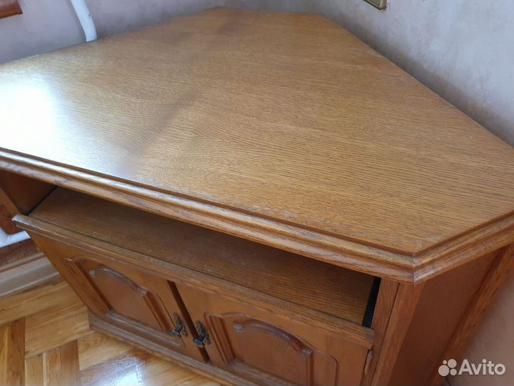 Угловая тумба из натурального дуба