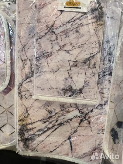 Коврики для ванной и туалета новые