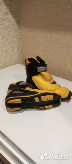 Лыжные ботинки salomon р. 36