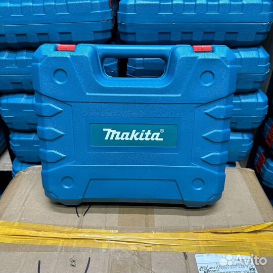 Шуруповерт makita 21v с набором бит