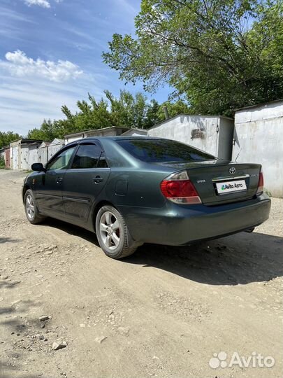 Toyota Camry 2.4 МТ, 2005, 300 000 км