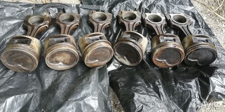 Поршня двс mercedes 124